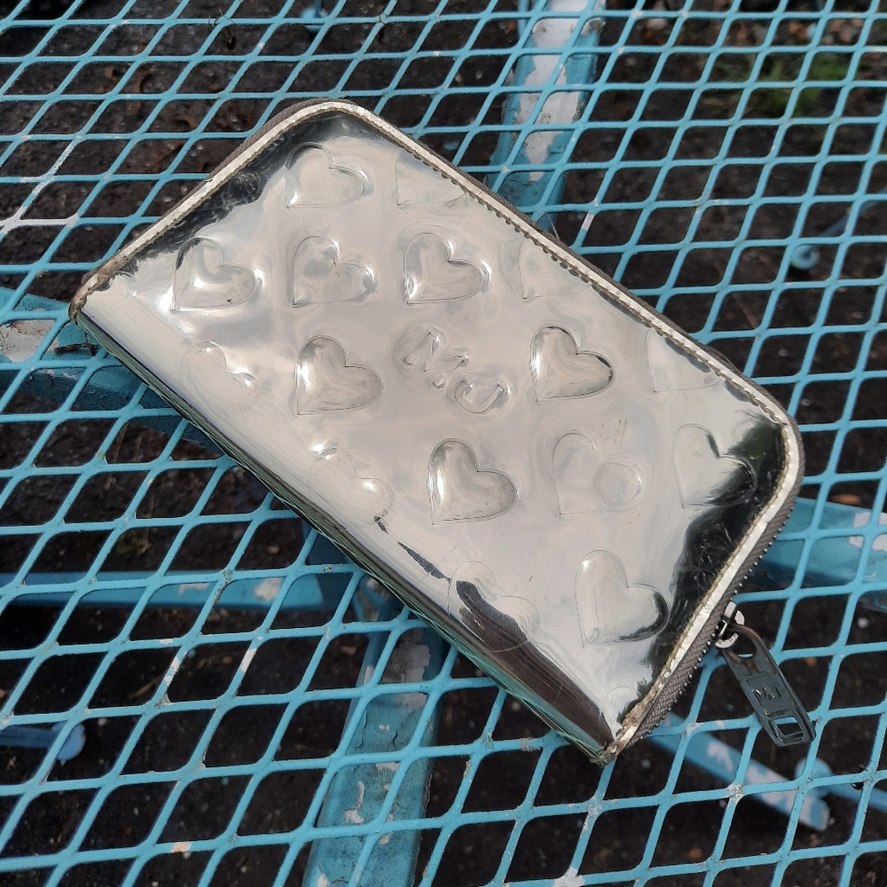 Marc Jacobs 2000s Silver Heart Wallet